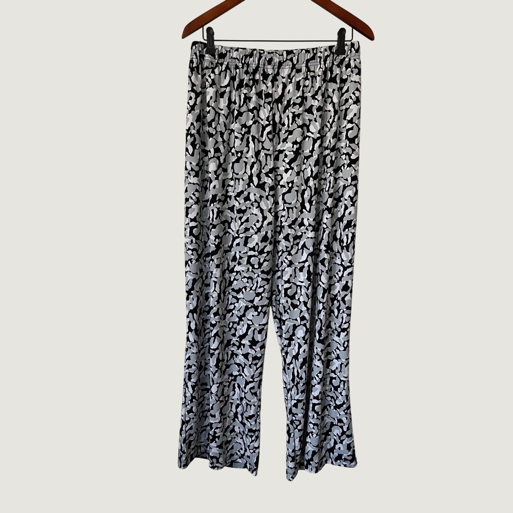 Denim 24/7 Women Plus Size 2X 26/28 Black White Abstract Animal Print Pants boho